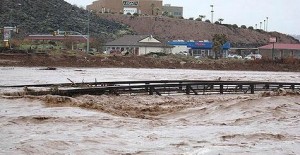 southgate golf course bridge in 2010 flood